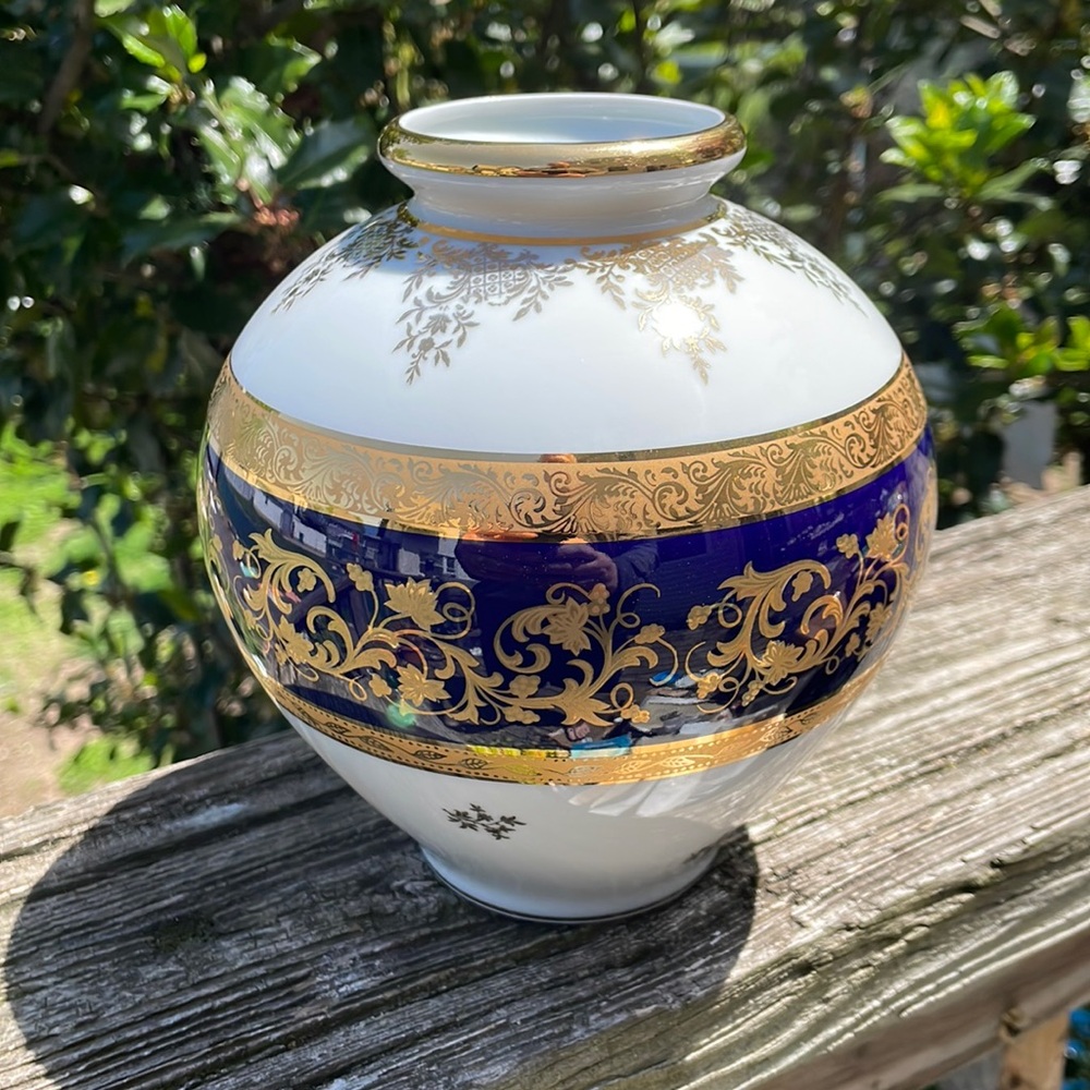 Limoges Ceramic Vase with 24k Gold Paint Accent